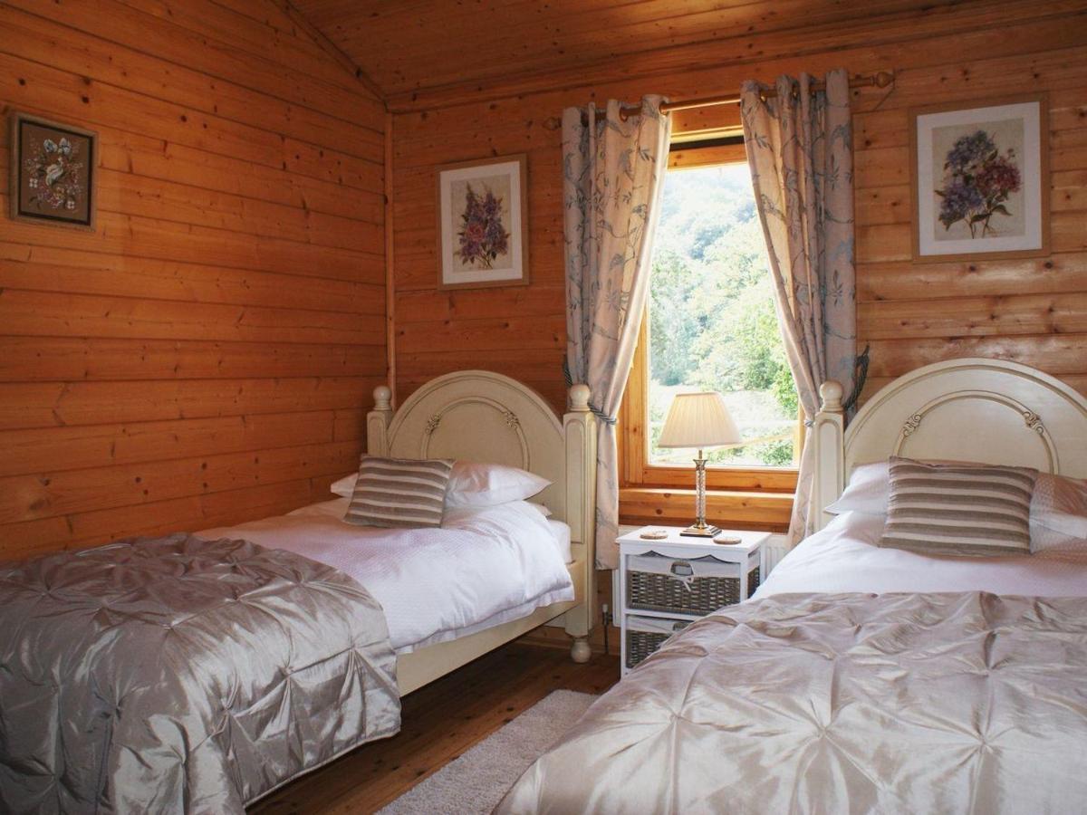 Valley Lodge Tiverton  Eksteriør bilde